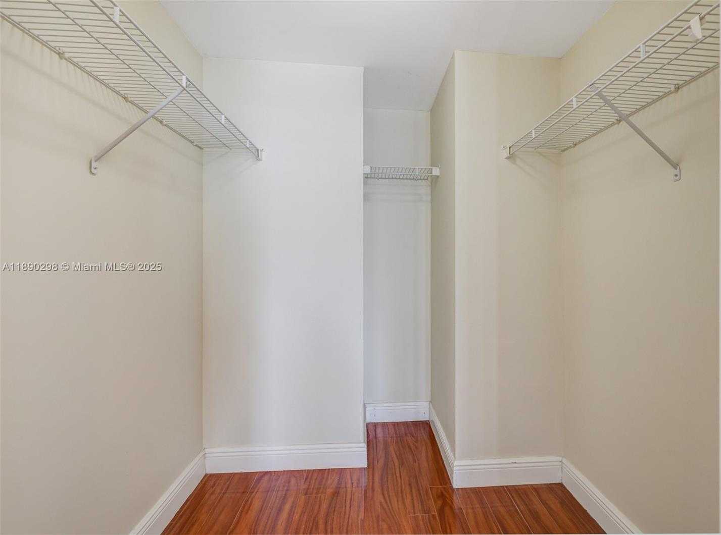 Small Image of 1250 SOUTH MIAMI AVE #1010, Miami Number 13