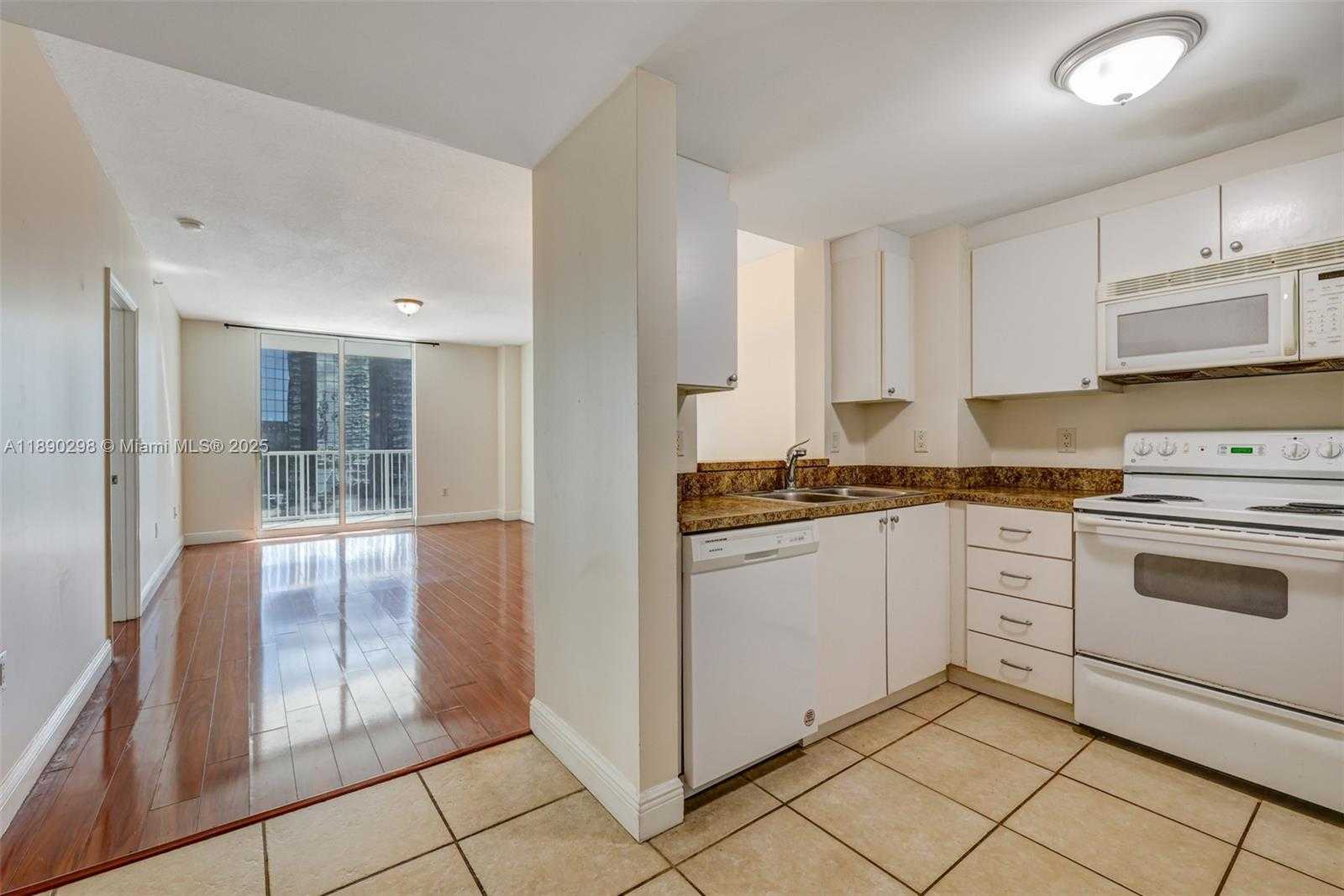 Small Image of 1250 SOUTH MIAMI AVE #1010, Miami Number 14