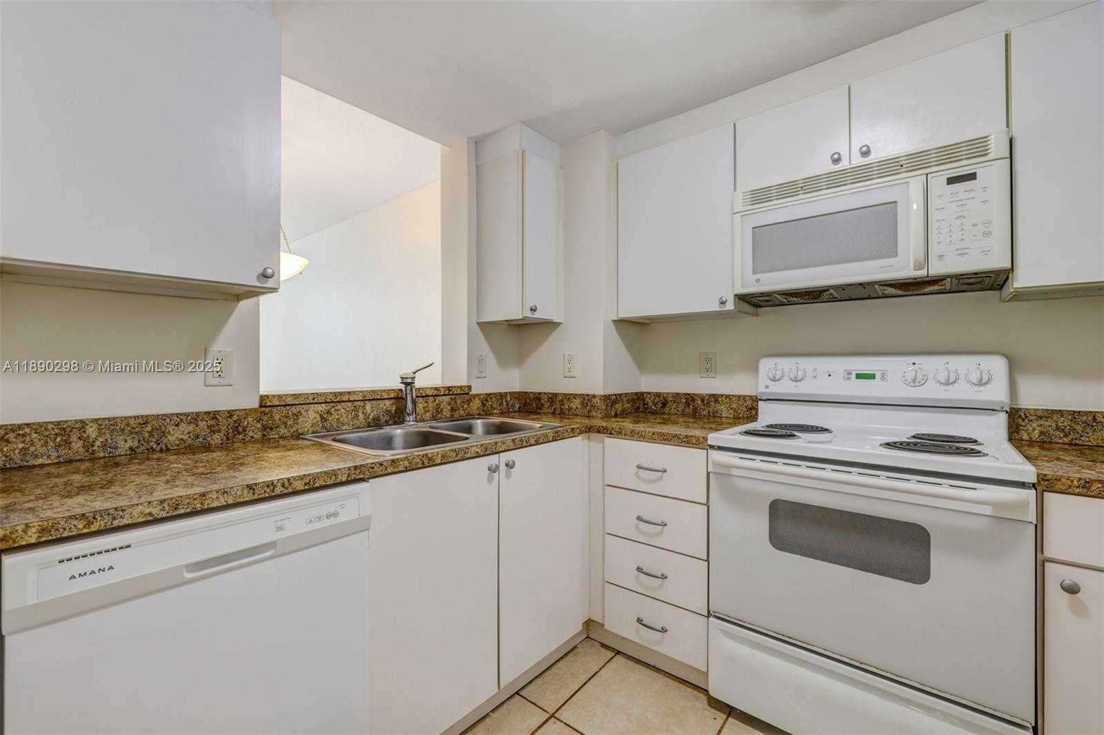 Small Image of 1250 SOUTH MIAMI AVE #1010, Miami Number 15