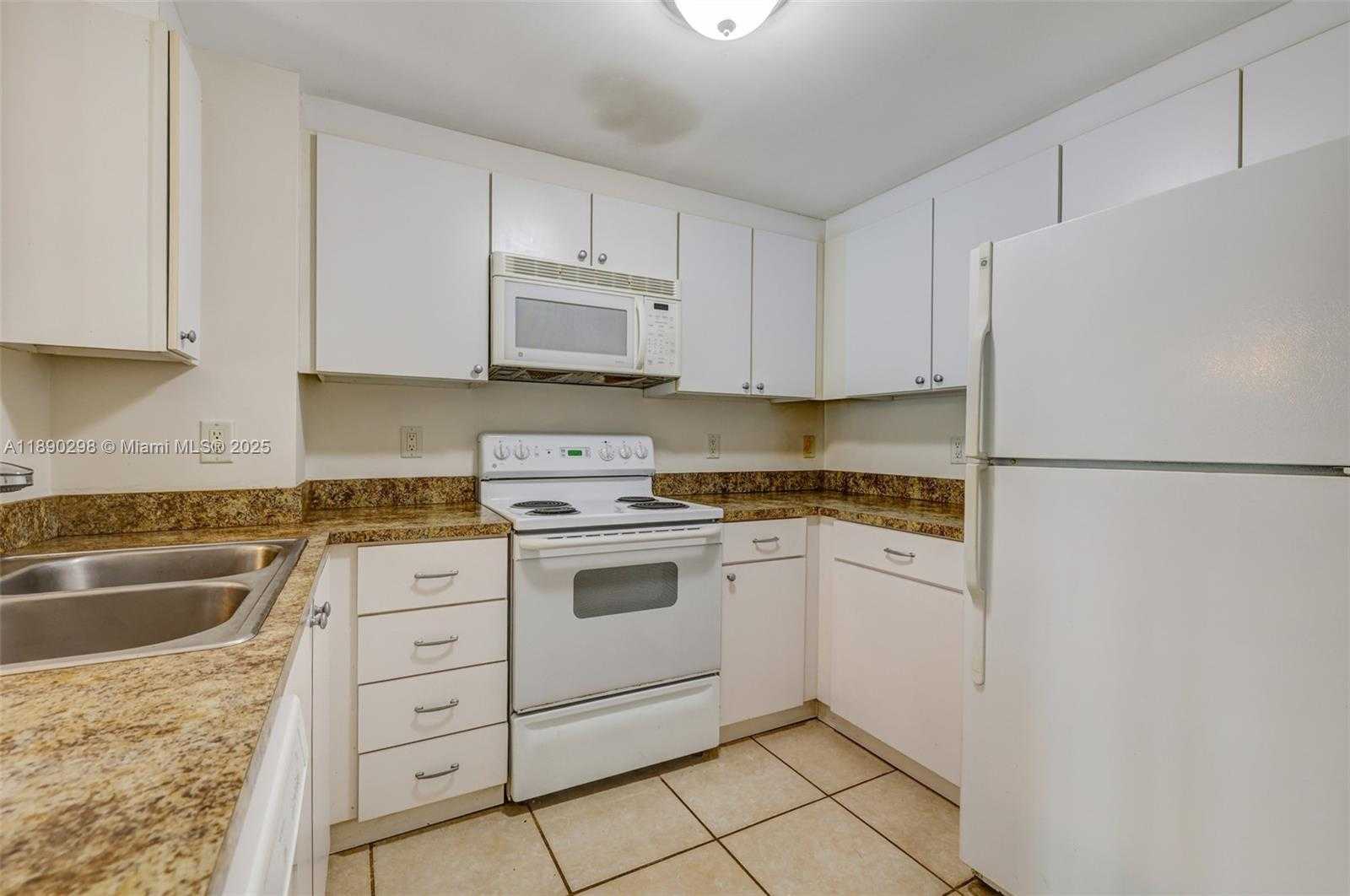 Small Image of 1250 SOUTH MIAMI AVE #1010, Miami Number 16