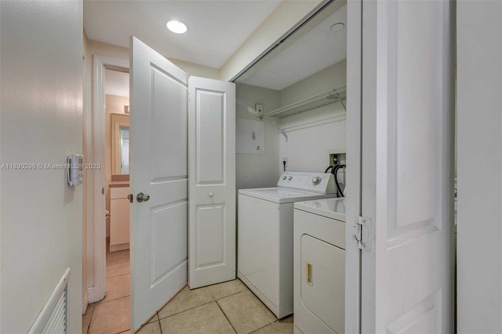 Small Image of 1250 SOUTH MIAMI AVE #1010, Miami Number 19