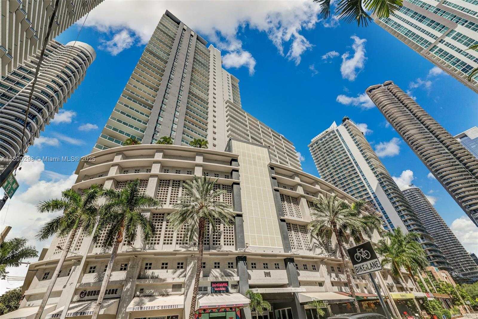 Small Image of 1250 SOUTH MIAMI AVE #1010, Miami Number 23