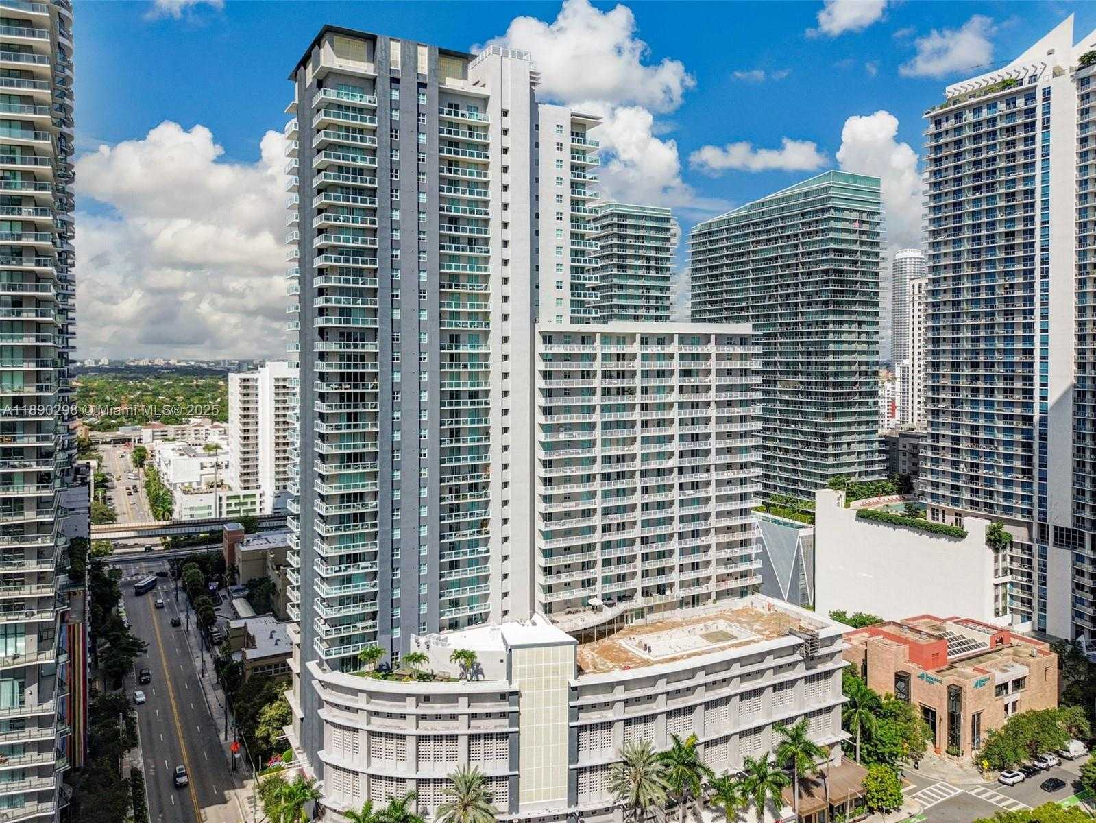 Small Image of 1250 SOUTH MIAMI AVE #1010, Miami Number 26