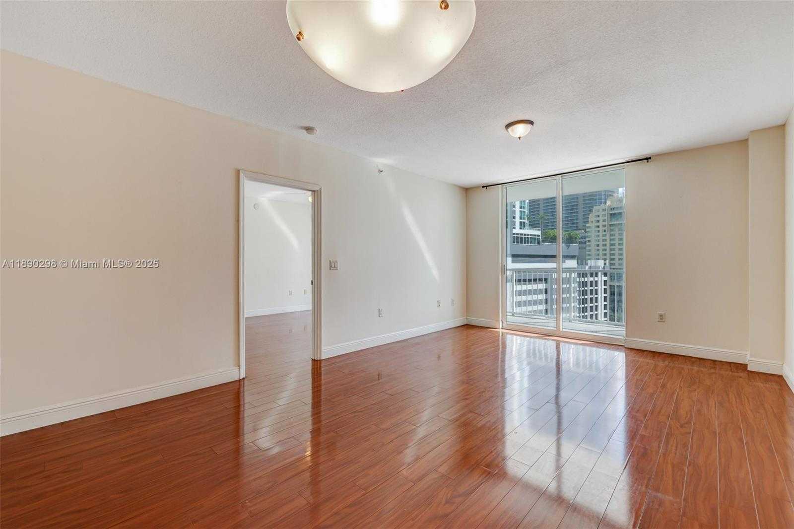 Small Image of 1250 SOUTH MIAMI AVE #1010, Miami Number 3