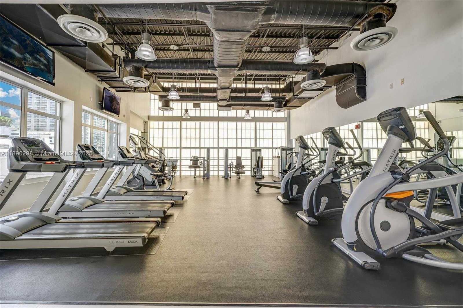 Small Image of 1250 SOUTH MIAMI AVE #1010, Miami Number 30