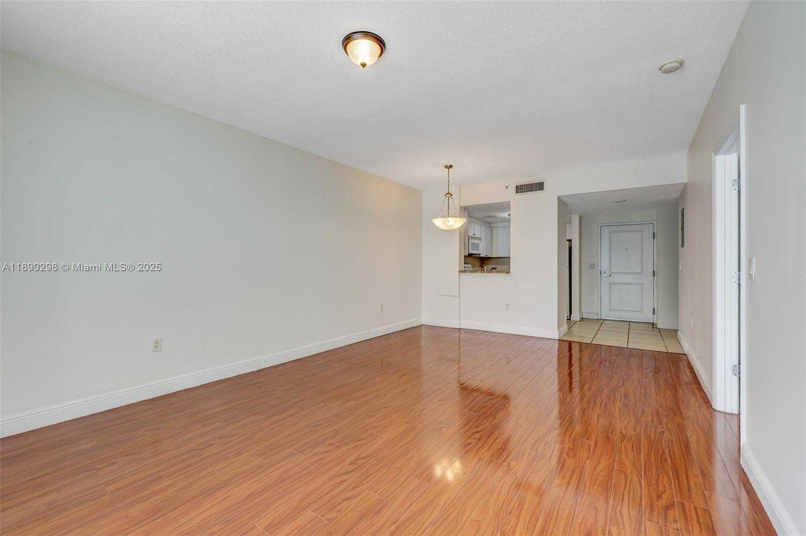 Small Image of 1250 SOUTH MIAMI AVE #1010, Miami Number 4