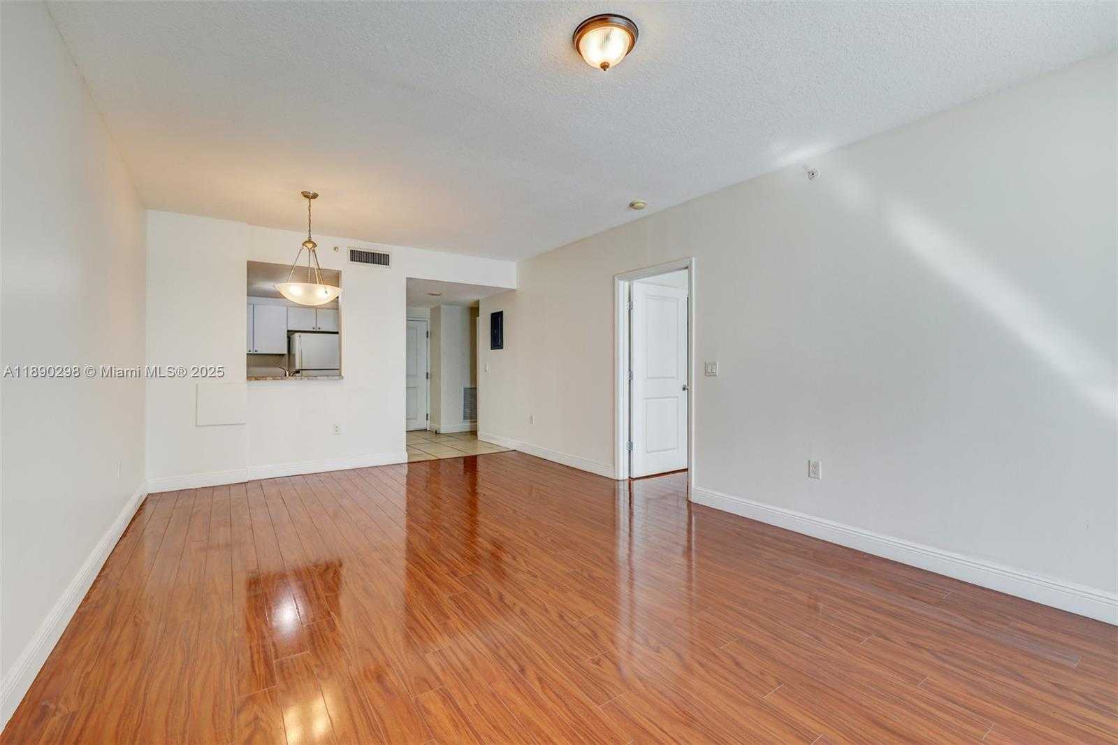 Small Image of 1250 SOUTH MIAMI AVE #1010, Miami Number 6