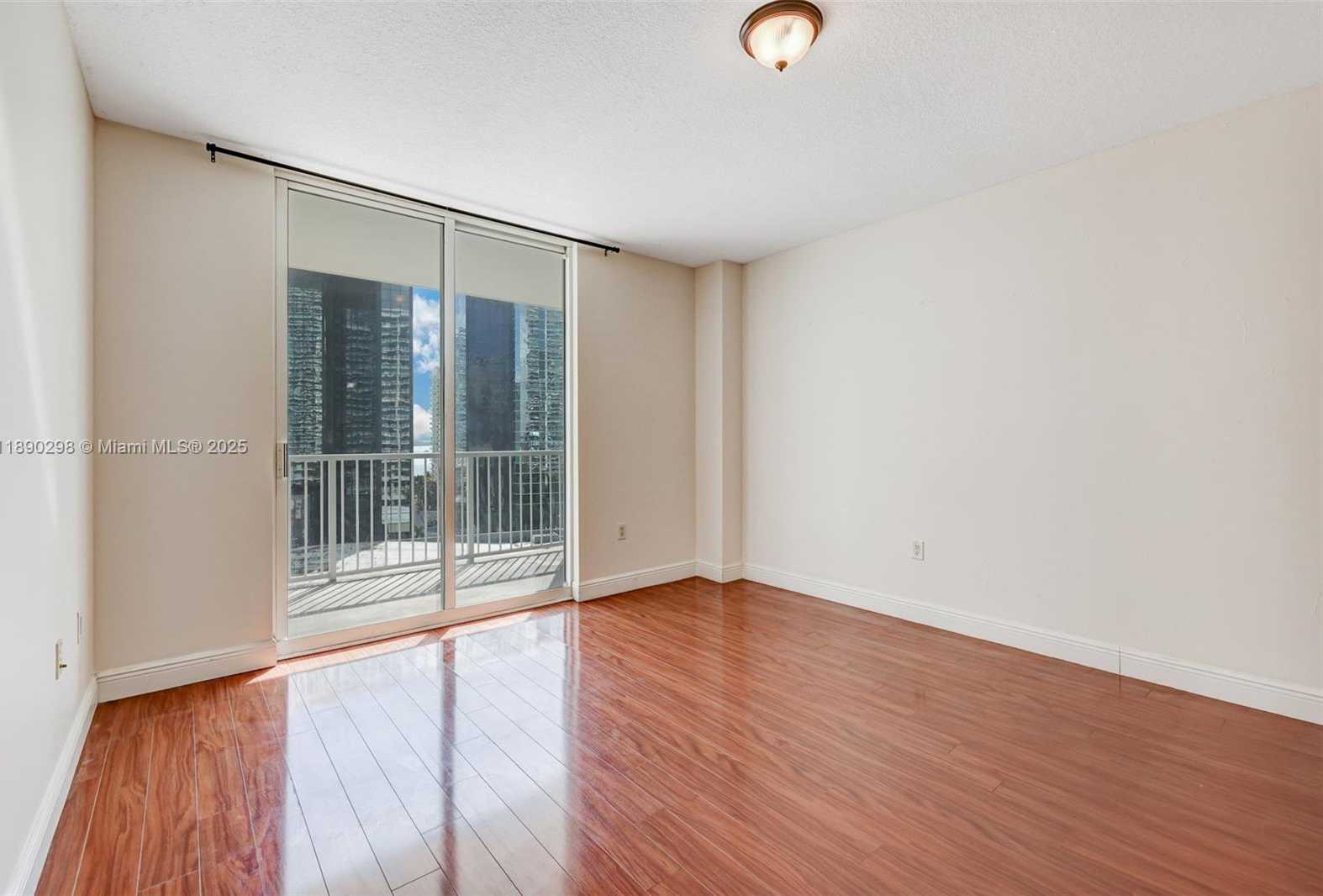Small Image of 1250 SOUTH MIAMI AVE #1010, Miami Number 9