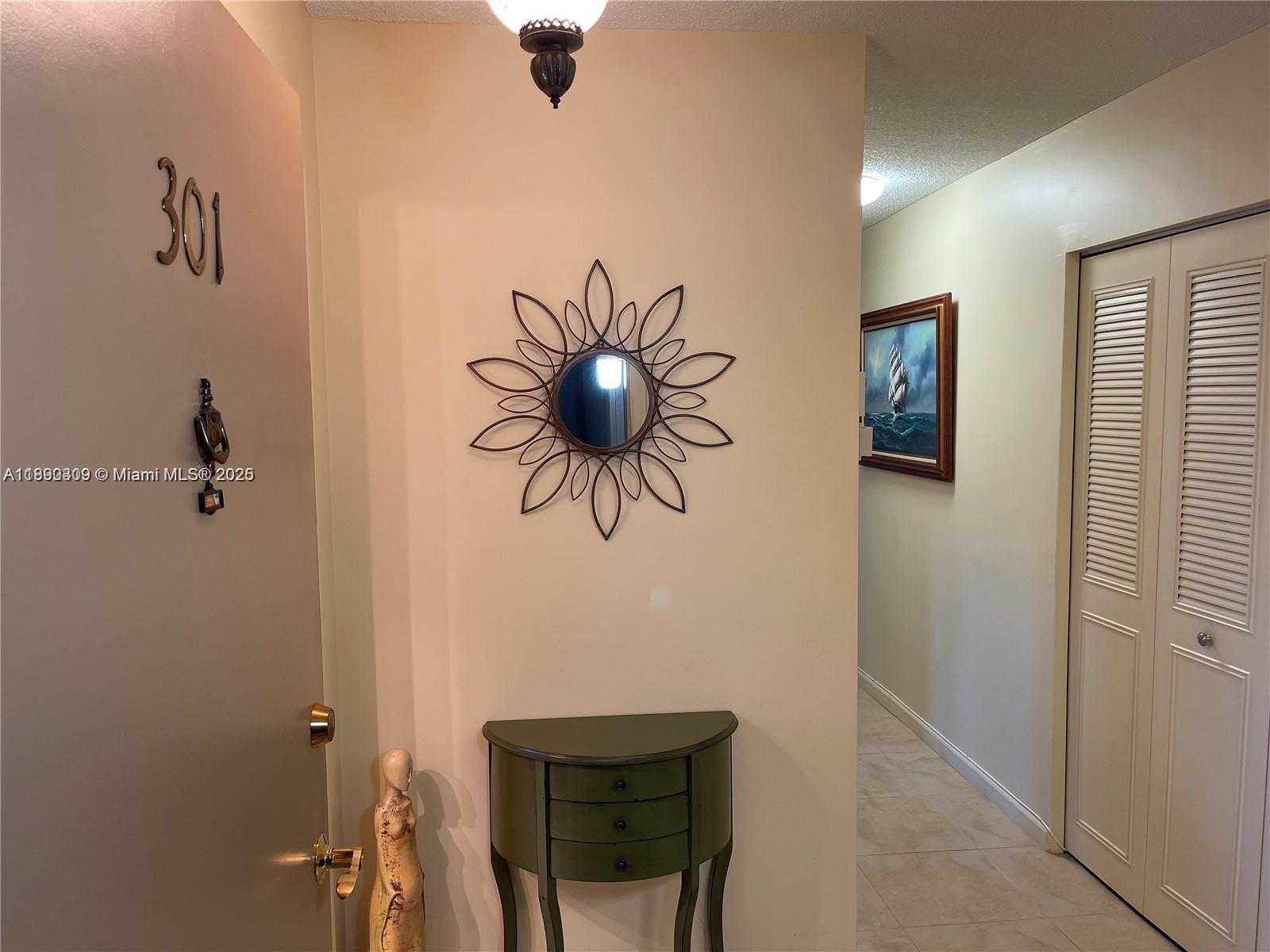 Small Image of 1701 BUCHANAN ST #301, Hollywood Number 6