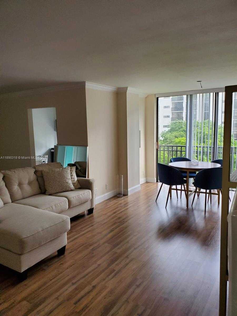 Small Image of 16919 NORTH BAY RD #408, Sunny Isles Beach Number 11