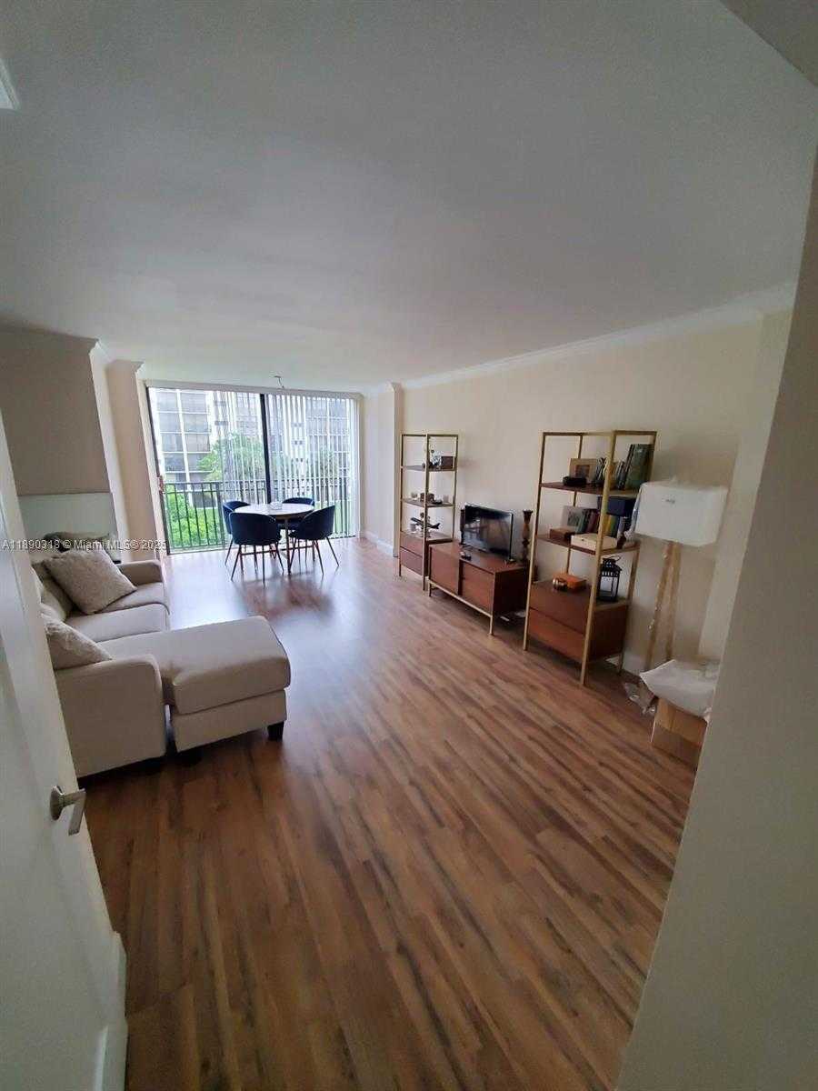 Small Image of 16919 NORTH BAY RD #408, Sunny Isles Beach Number 13