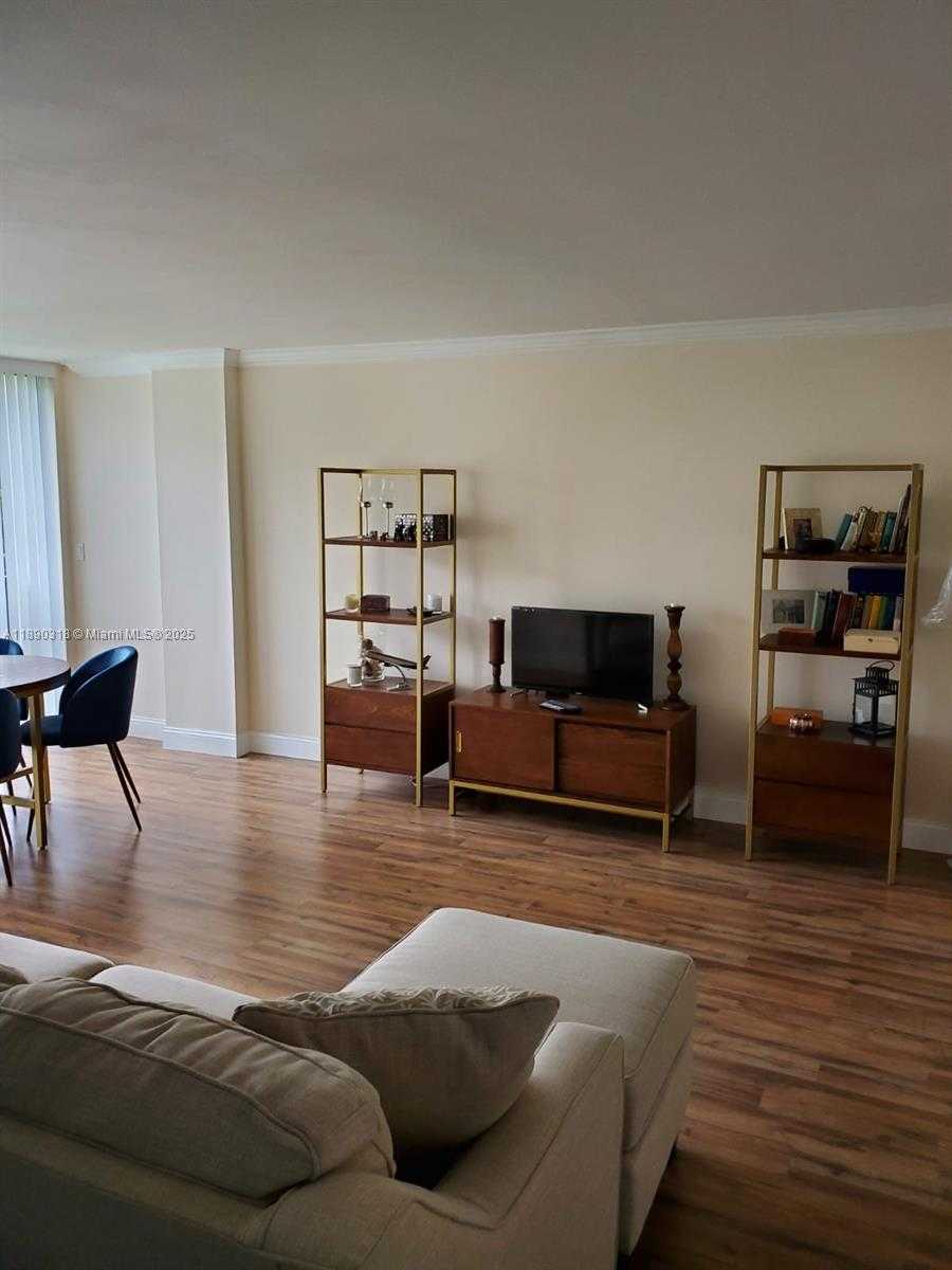 Small Image of 16919 NORTH BAY RD #408, Sunny Isles Beach Number 23