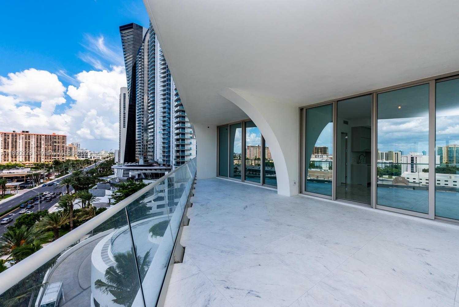 Small Image of 16901 COLLINS AVE #801, Sunny Isles Beach Number 24