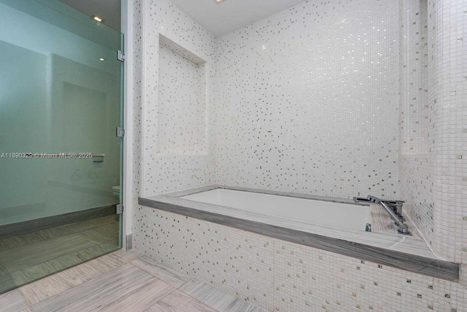 Small Image of 16901 COLLINS AVE #801, Sunny Isles Beach Number 32