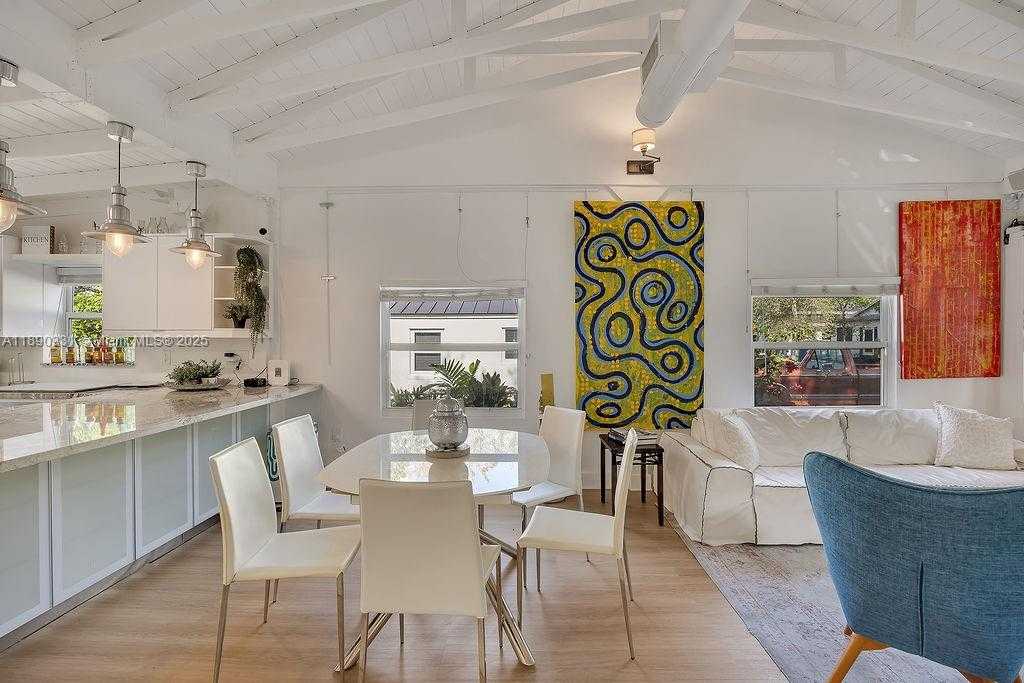 Small Image of 122 FLORIDA AVE, Coral Gables Number 15