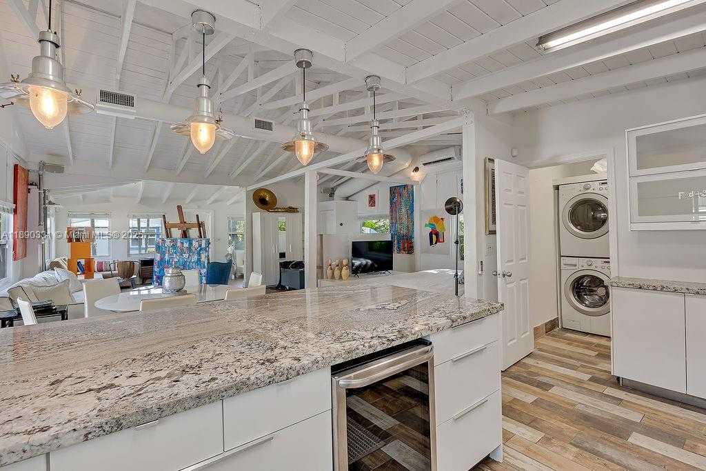 Small Image of 122 FLORIDA AVE, Coral Gables Number 17