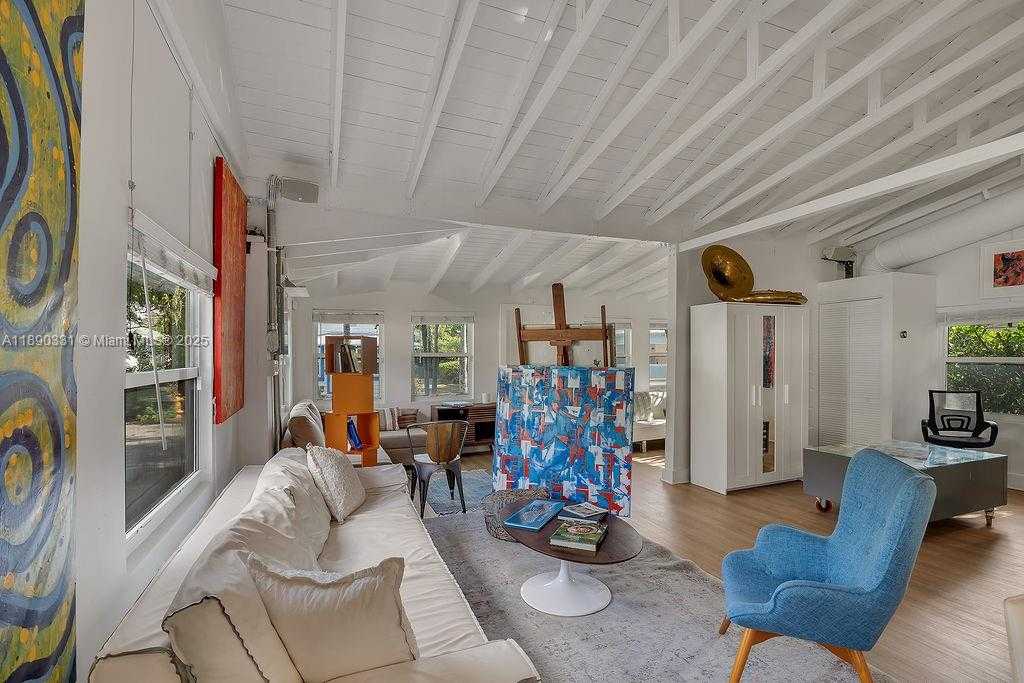 Small Image of 122 FLORIDA AVE, Coral Gables Number 8