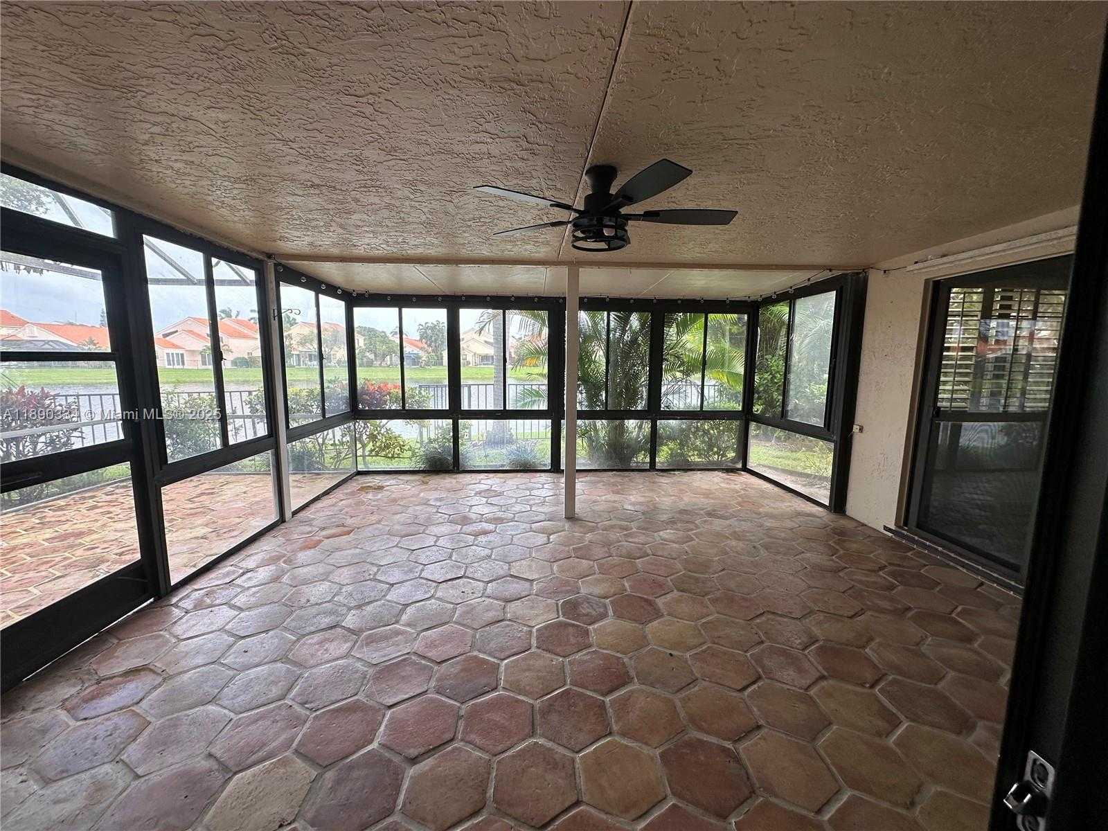 Small Image of 13174 LA LIQUE CT #13174, Palm Beach Gardens Number 15
