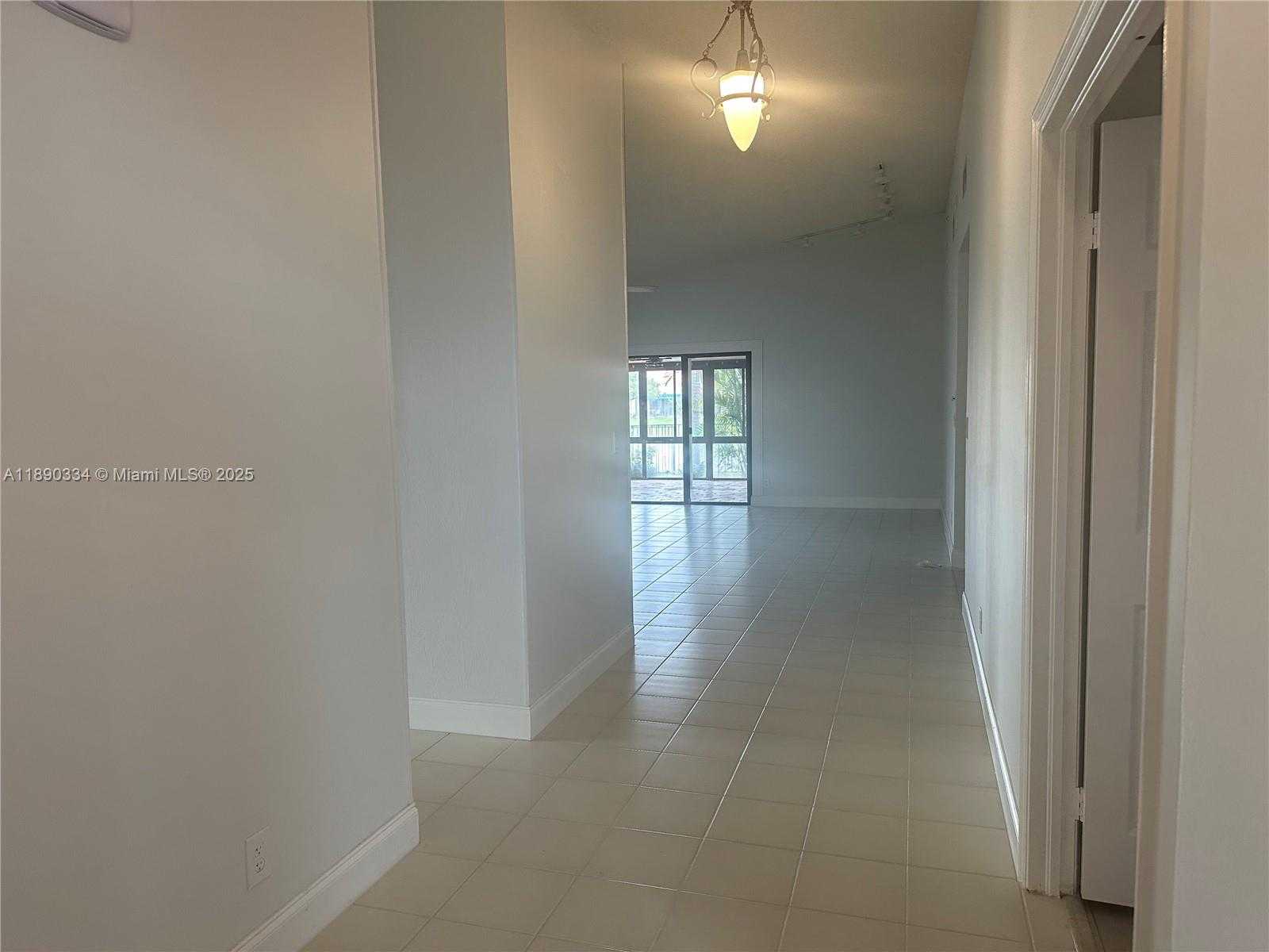 Small Image of 13174 LA LIQUE CT #13174, Palm Beach Gardens Number 2