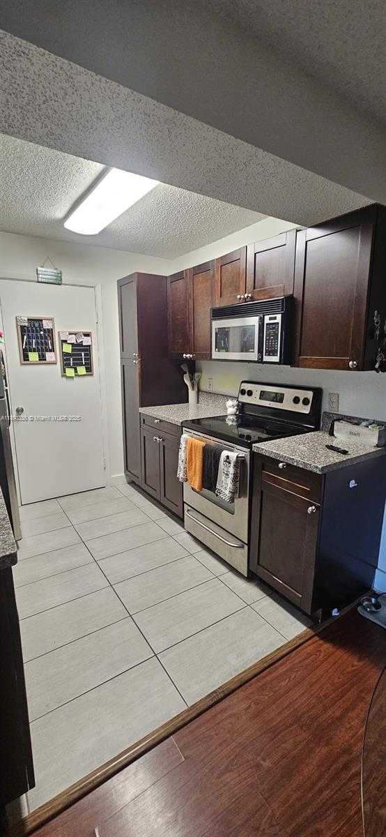 Small Image of 10391 SOUTH WEST 150TH CT #10203, Miami Number 4