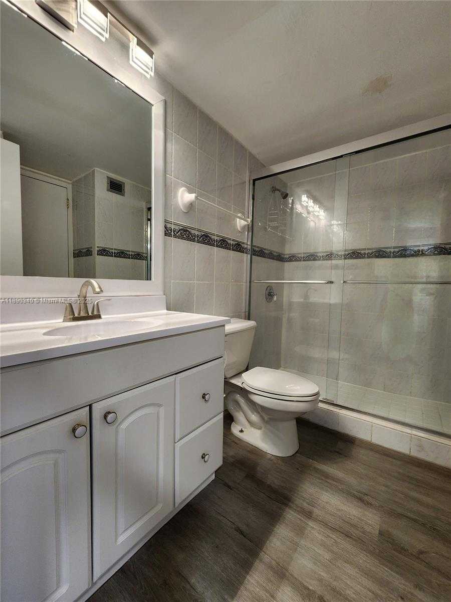 Small Image of 2030 SOUTH OCEAN DR #502, Hallandale Beach Number 14