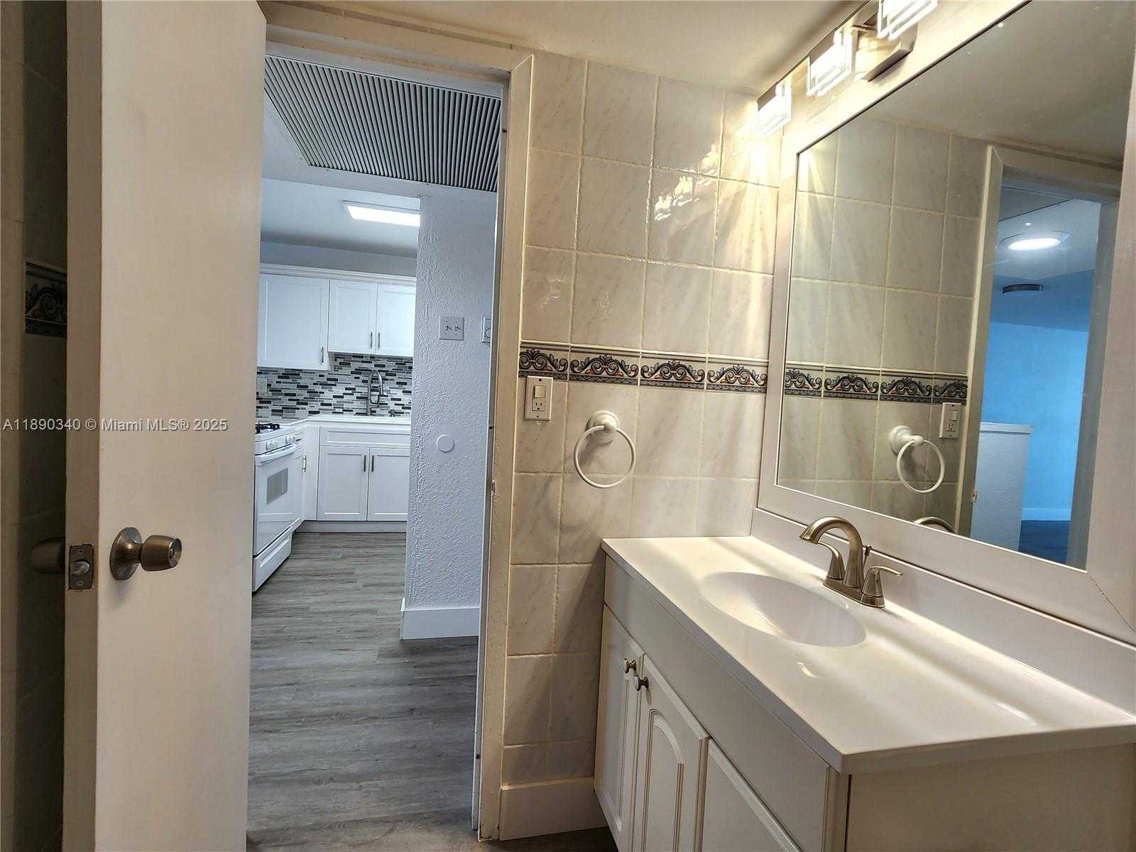 Small Image of 2030 SOUTH OCEAN DR #502, Hallandale Beach Number 21