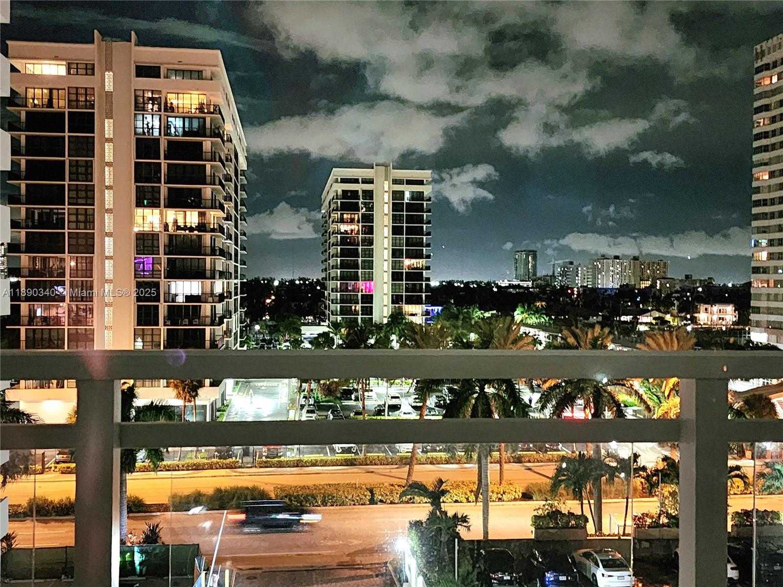 Small Image of 2030 SOUTH OCEAN DR #502, Hallandale Beach Number 5