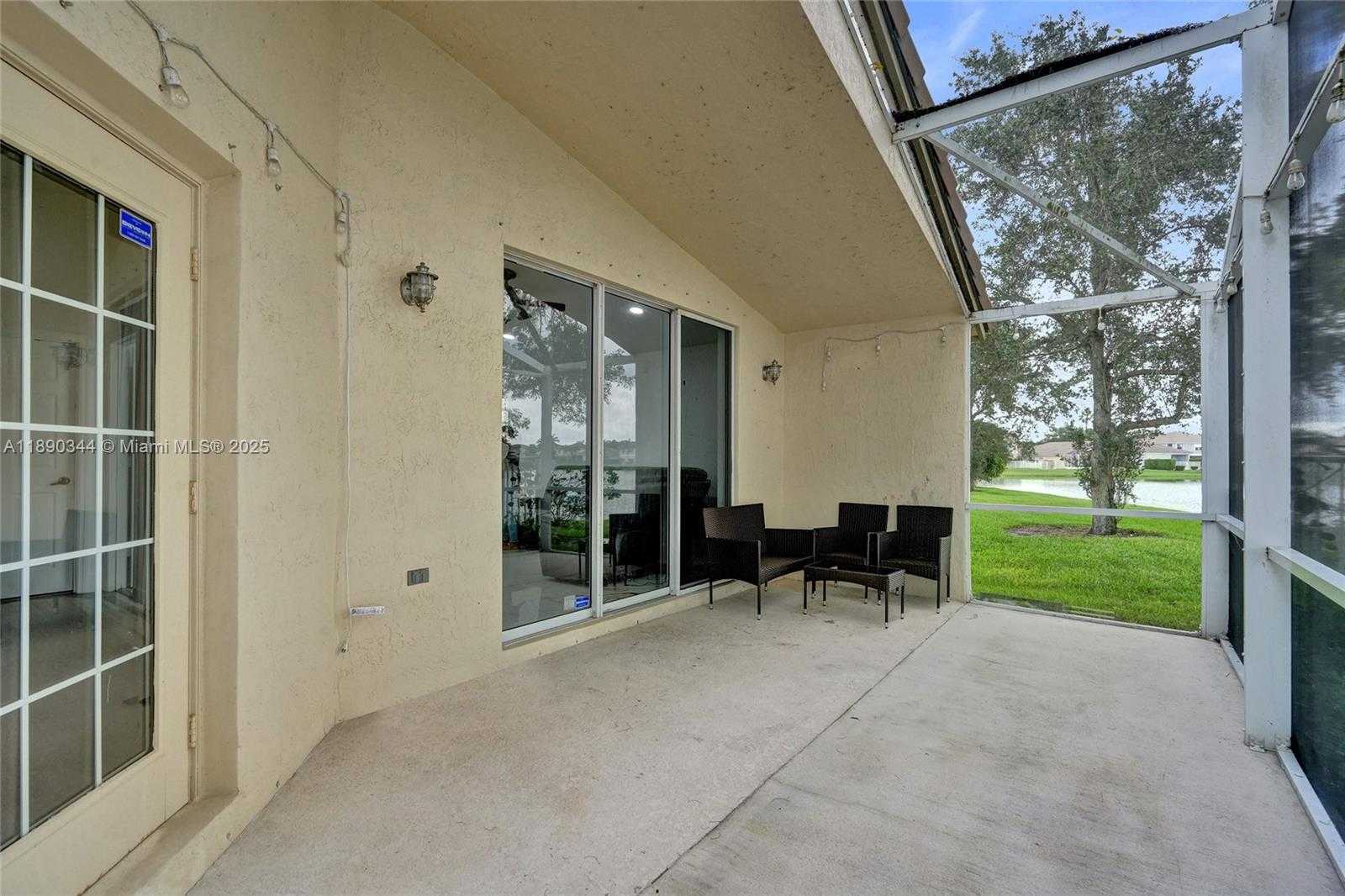 Small Image of 4108 SAPPHIRE TER, Weston Number 26
