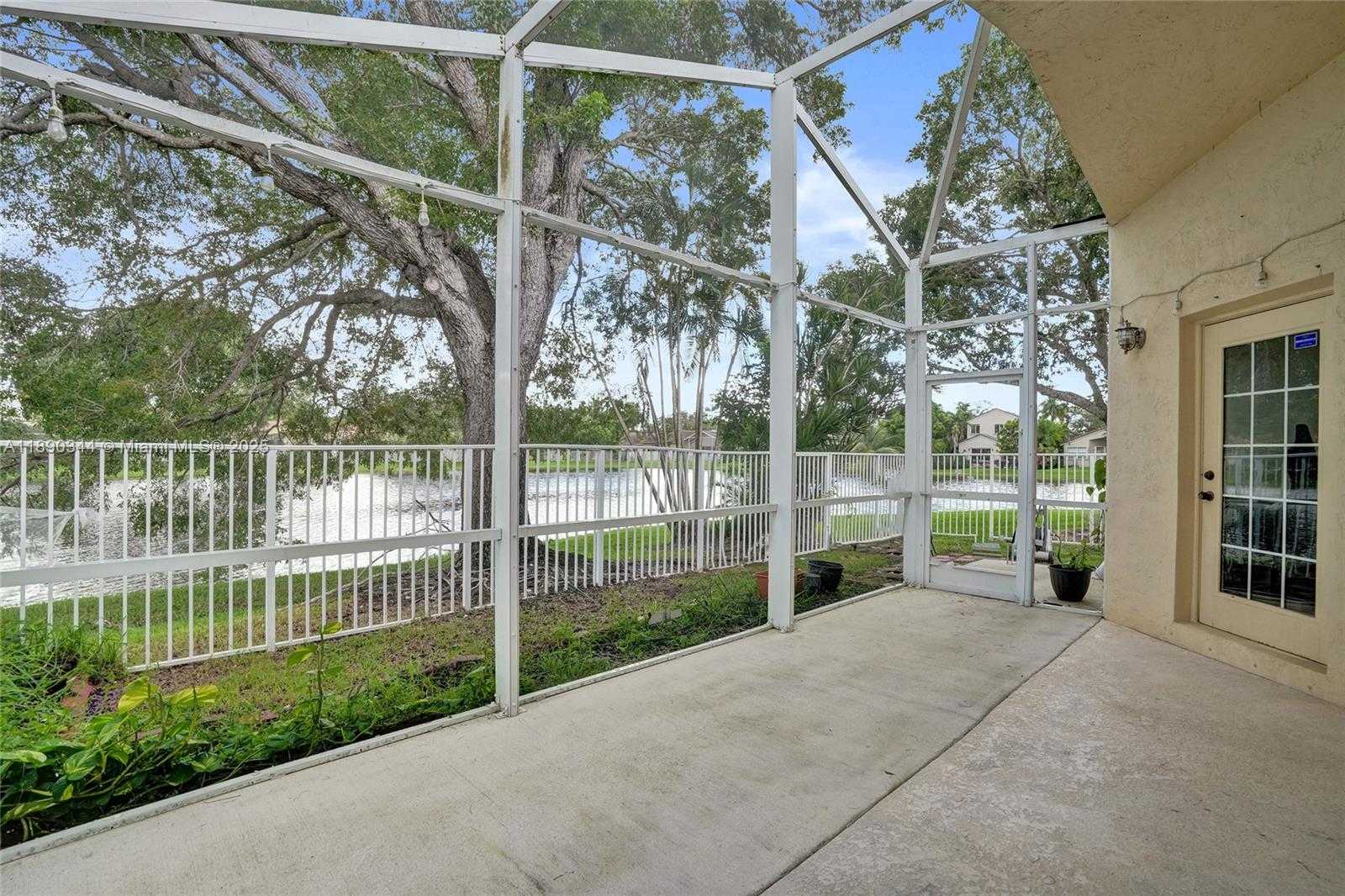 Small Image of 4108 SAPPHIRE TER, Weston Number 28