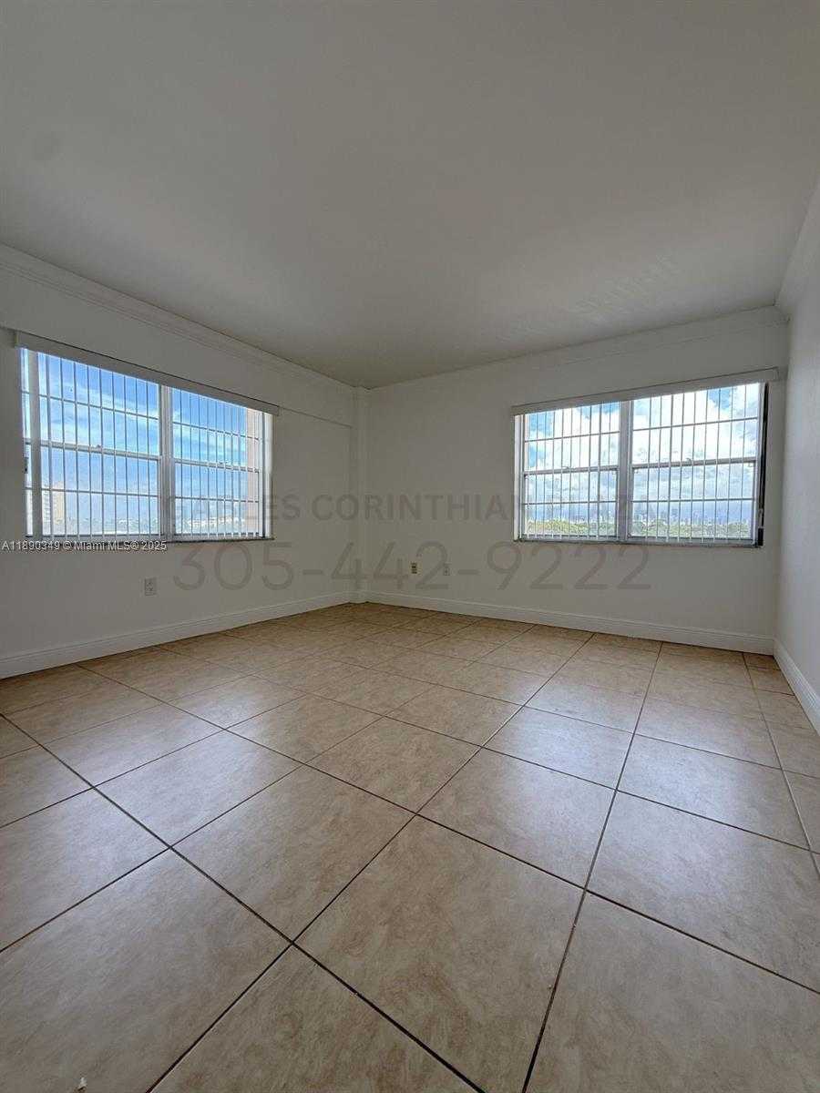 Small Image of 22 SALAMANCA AVE #502, Coral Gables Number 5
