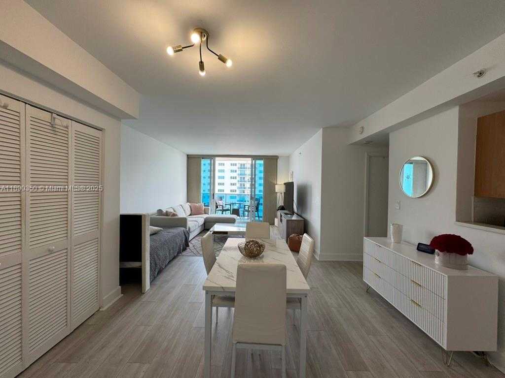 Small Image of 7501 EAST TREASURE DR #7L, North Bay Village Number 7