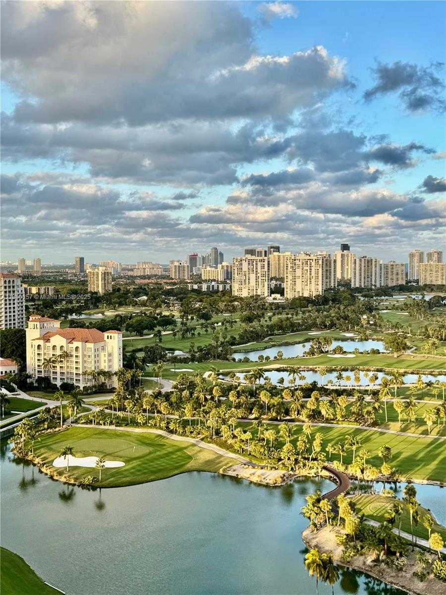 Small Image of 19501 WEST COUNTRY CLUB DR #2515, Aventura Number 15