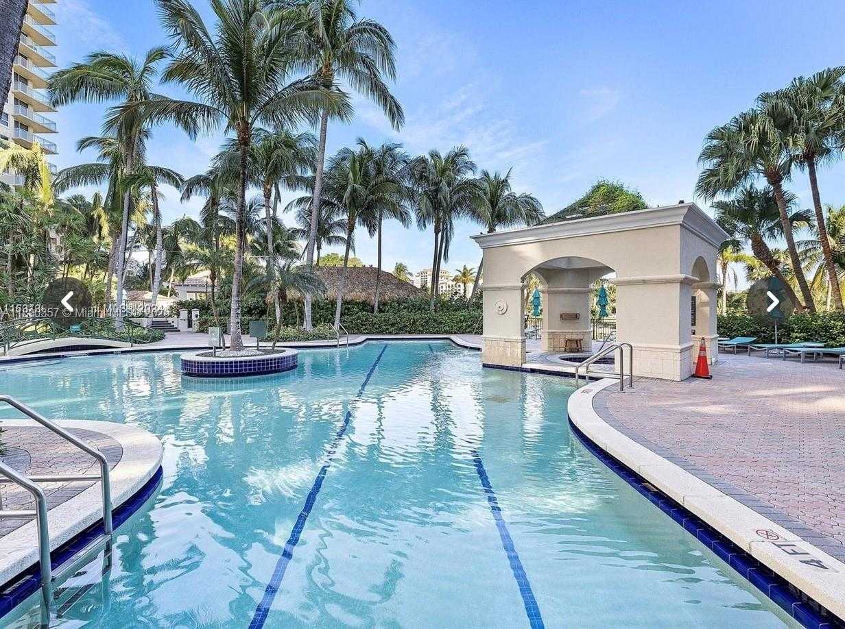 Small Image of 19501 WEST COUNTRY CLUB DR #2515, Aventura Number 21