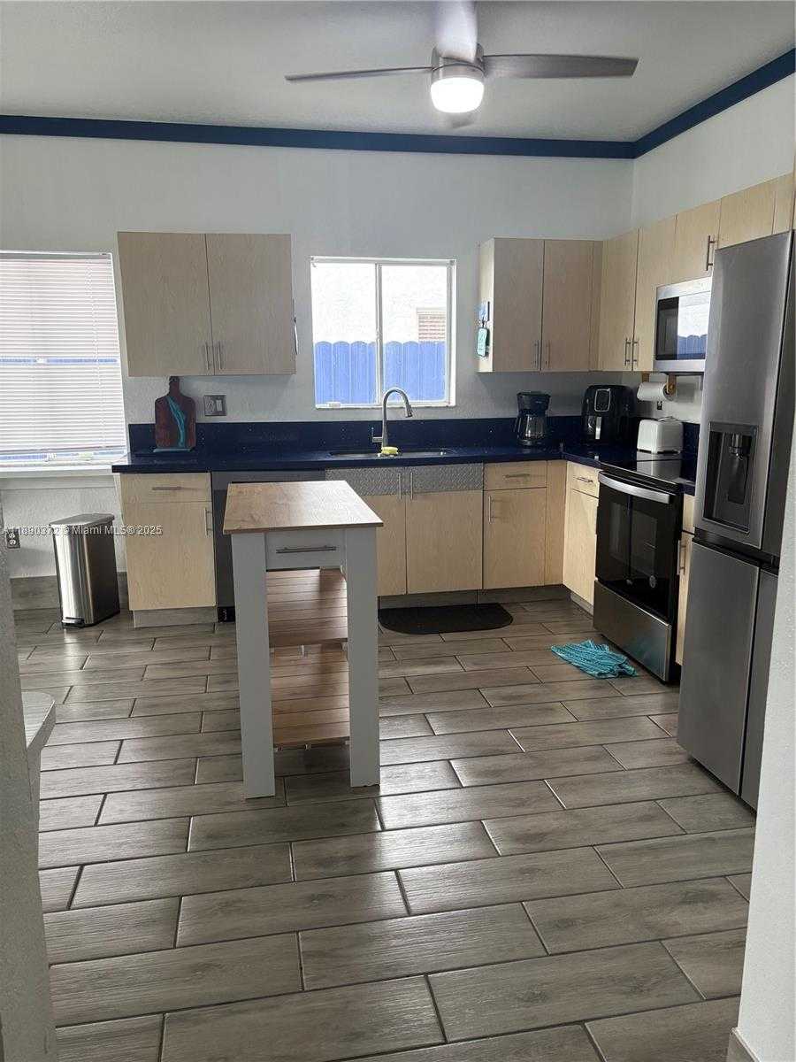 Small Image of 10272 SOUTH WEST 227TH LN, Cutler Bay Number 14