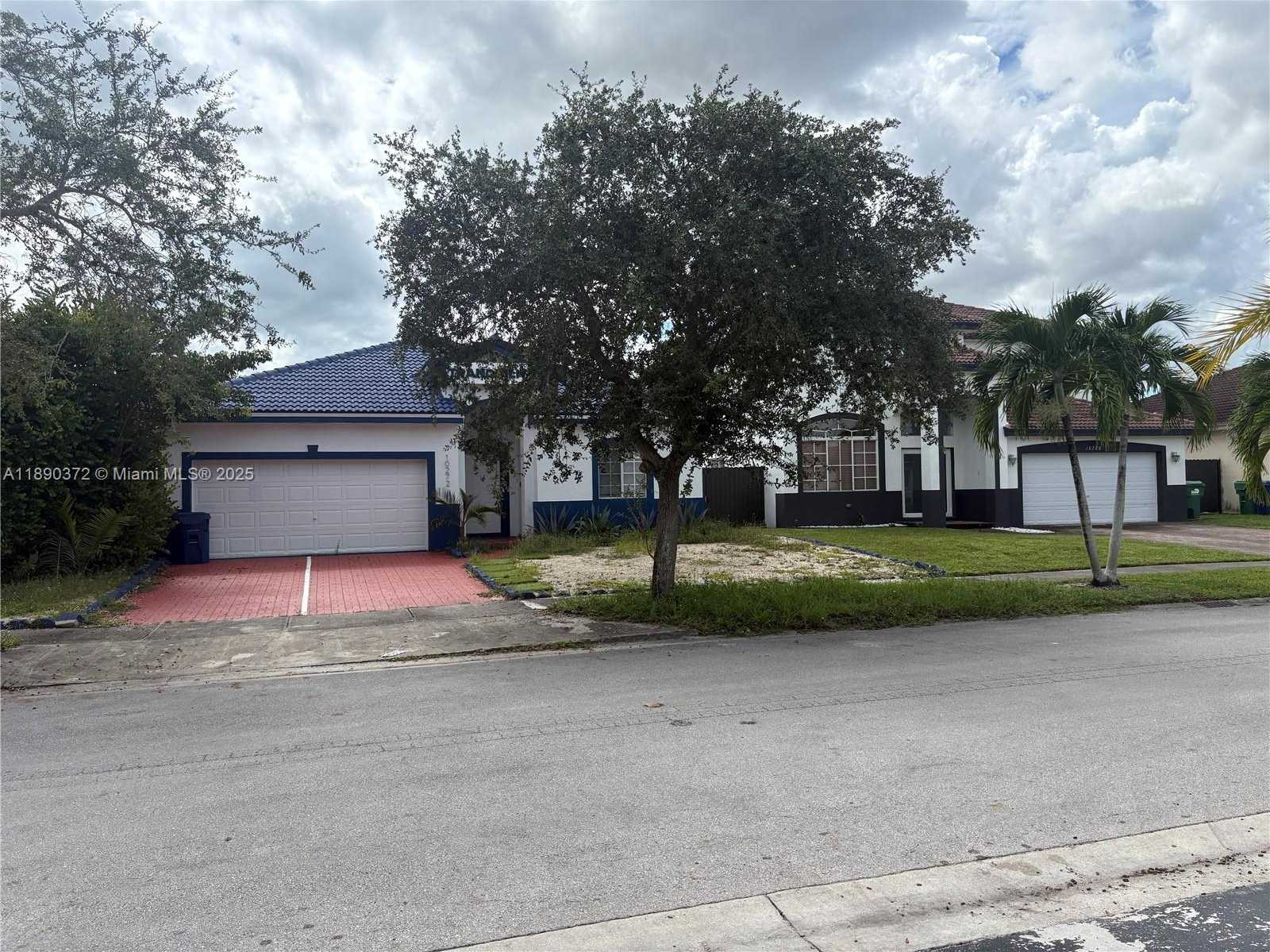 Small Image of 10272 SOUTH WEST 227TH LN, Cutler Bay Number 2