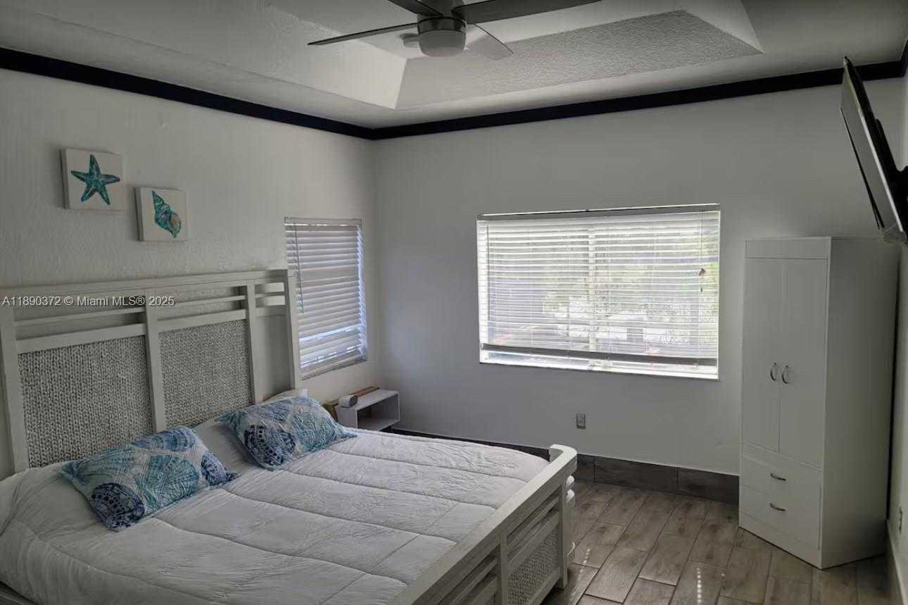 Small Image of 10272 SOUTH WEST 227TH LN, Cutler Bay Number 22