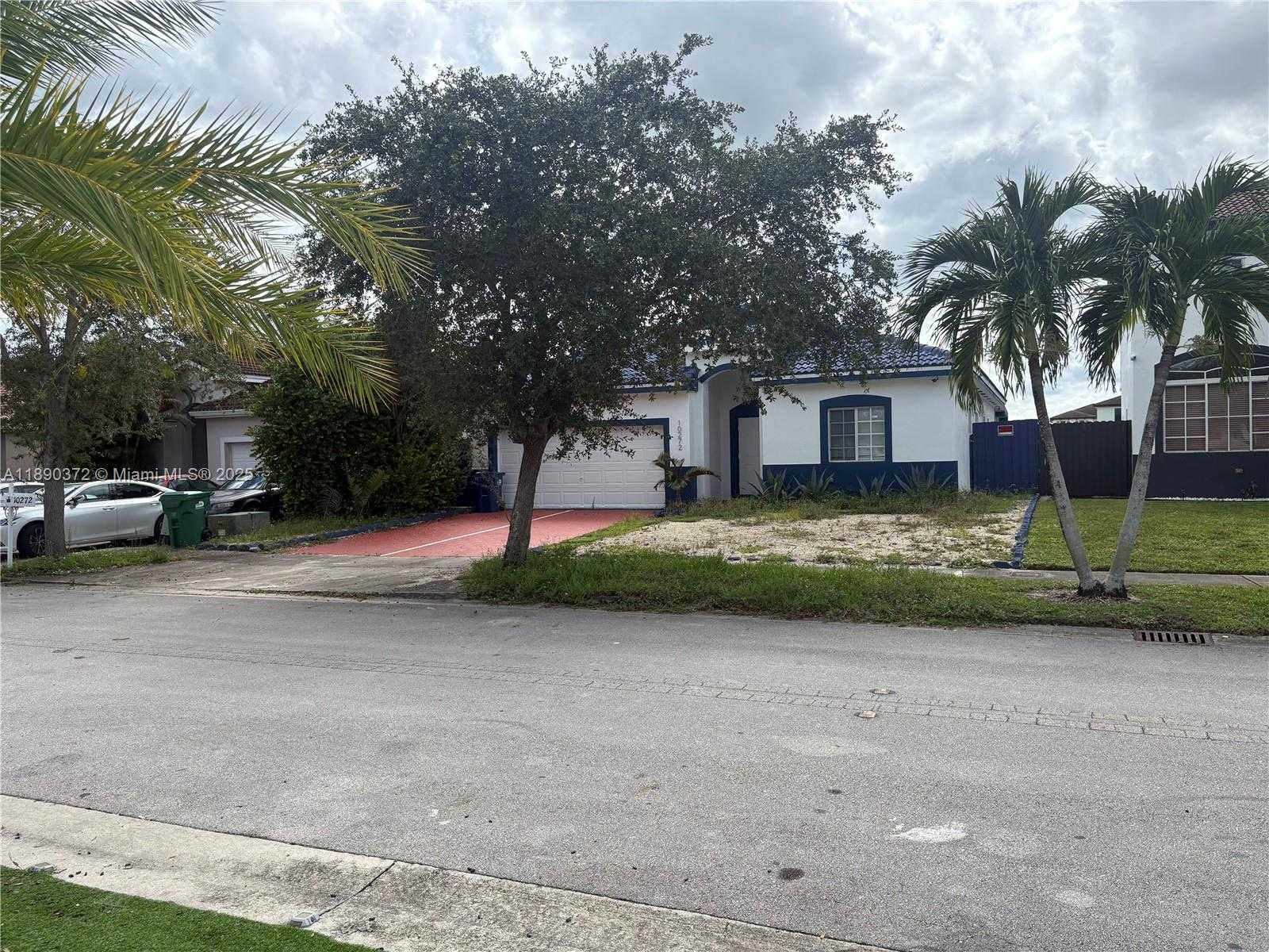 Small Image of 10272 SOUTH WEST 227TH LN, Cutler Bay Number 5