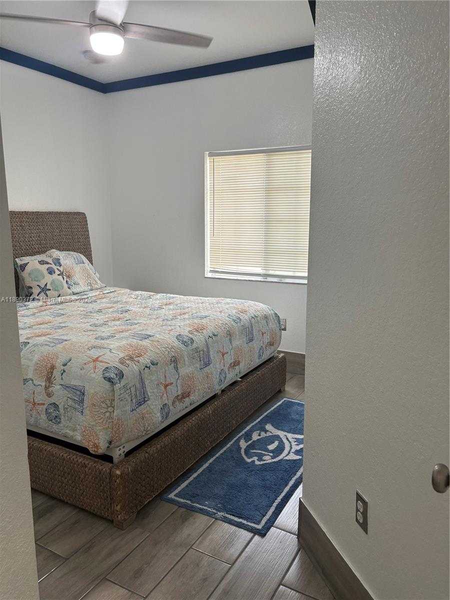 Small Image of 10272 SOUTH WEST 227TH LN, Cutler Bay Number 7