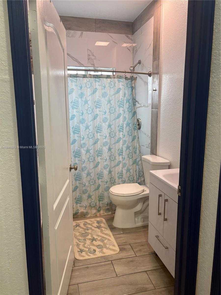 Small Image of 10272 SOUTH WEST 227TH LN, Cutler Bay Number 8