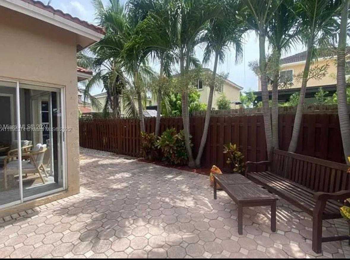 Small Image of 9000 SOUTH WEST 215TH TER, Cutler Bay Number 9
