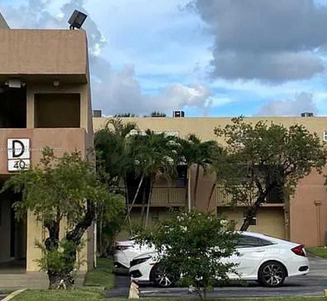 Small Image of 40 NORTH WEST 87TH AVE #D208, Miami Number 3
