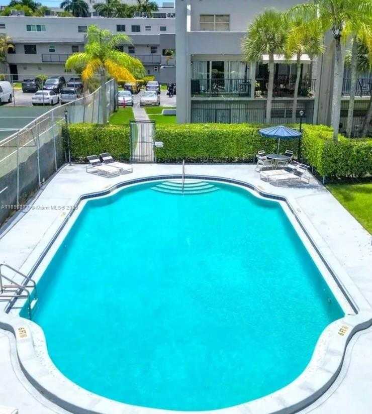 Small Image of 40 NORTH WEST 87TH AVE #D208, Miami Number 5