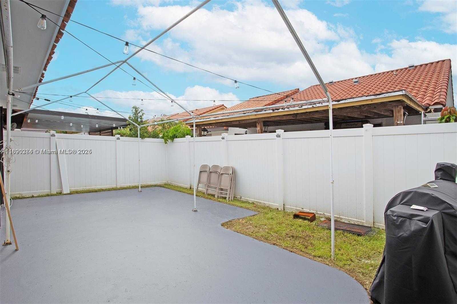 Small Image of 5442 WEST 27TH AVE, Hialeah Number 26