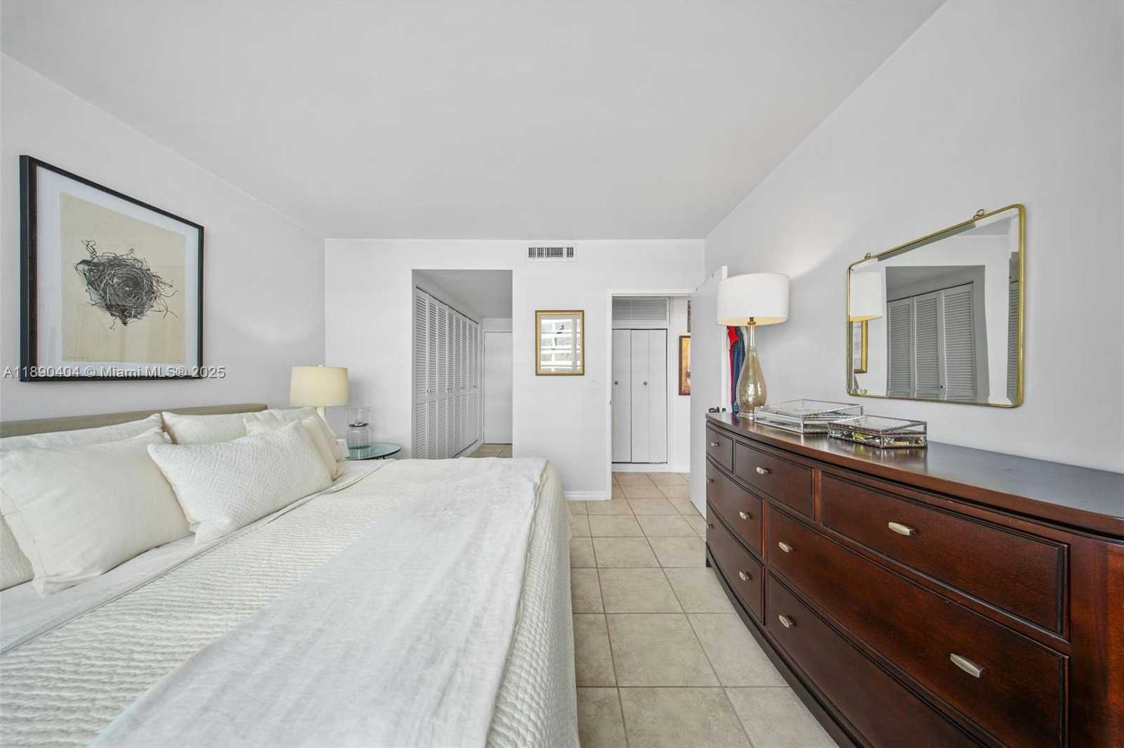 Small Image of 1408 BRICKELL BAY DR #418, Miami Number 13
