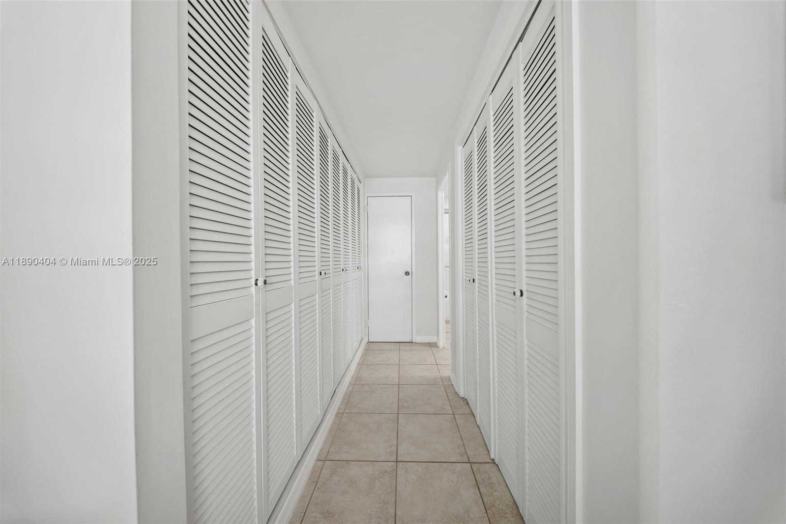 Small Image of 1408 BRICKELL BAY DR #418, Miami Number 14