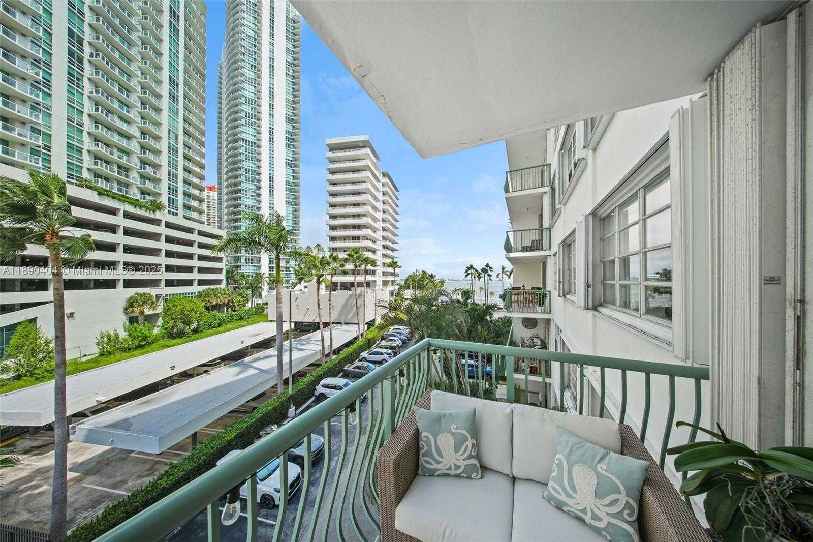Small Image of 1408 BRICKELL BAY DR #418, Miami Number 6