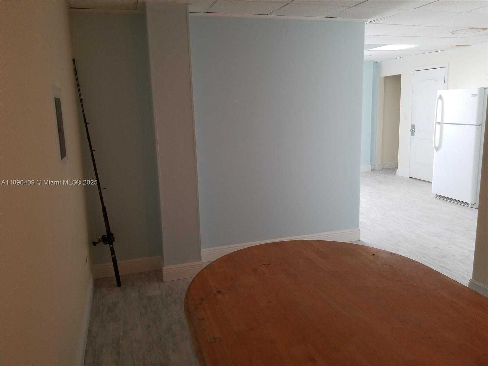 Small Image of 31043 AVENUE C, Big Pine Number 15