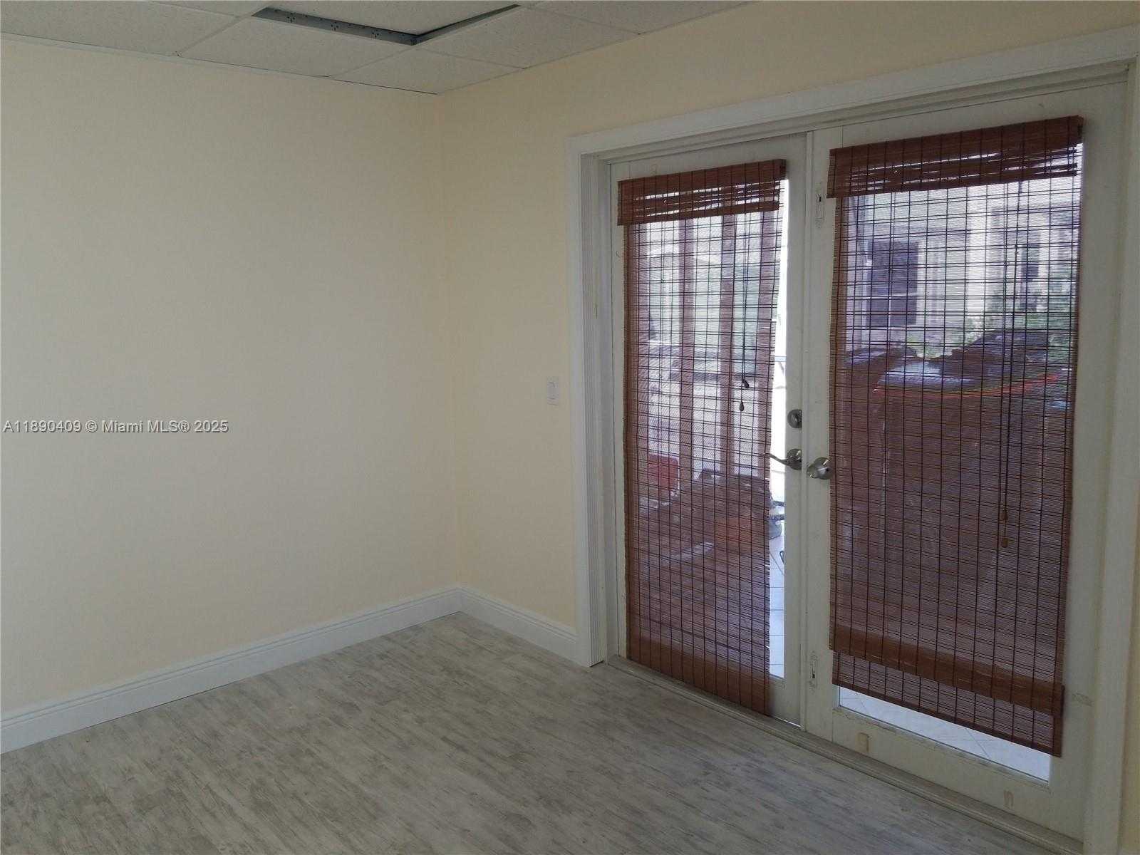 Small Image of 31043 AVENUE C, Big Pine Number 26