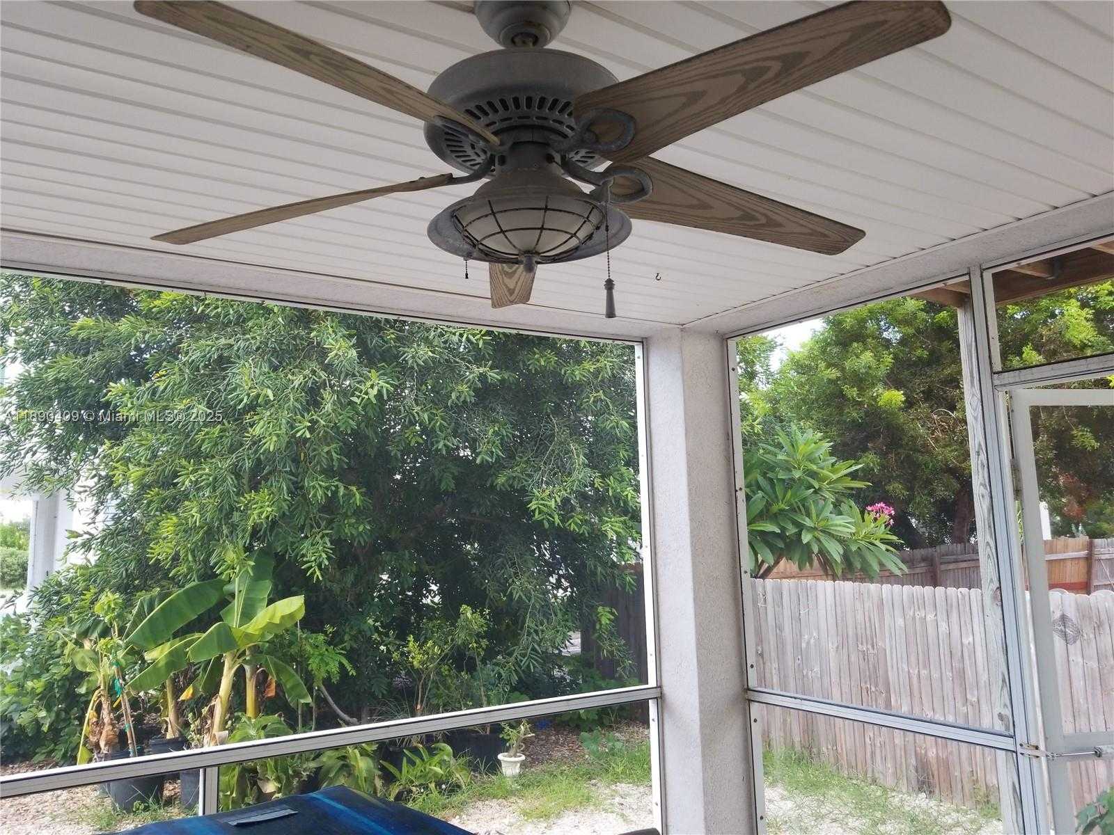 Small Image of 31043 AVENUE C, Big Pine Number 31