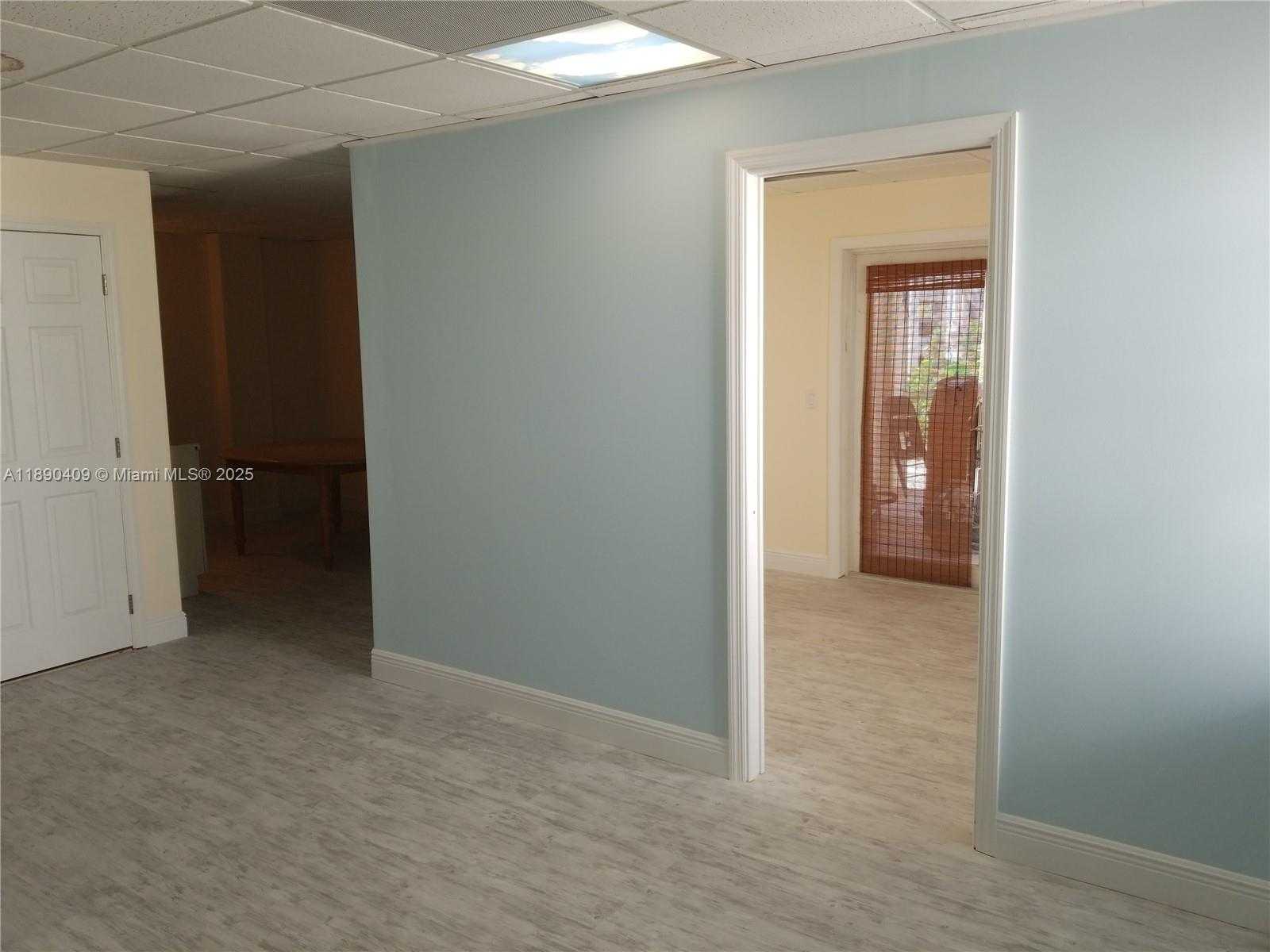 Small Image of 31043 AVENUE C, Big Pine Number 5